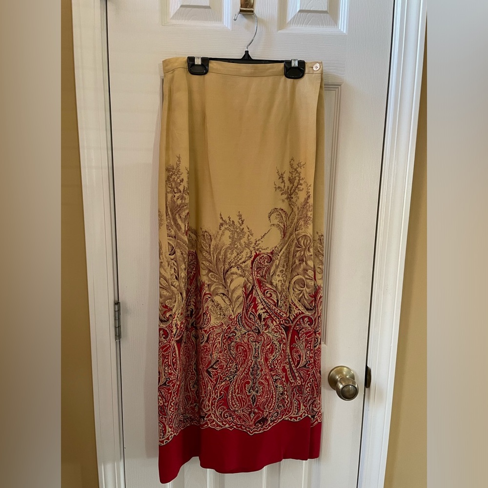 Casual corner long wrap around skirt.  Size 6